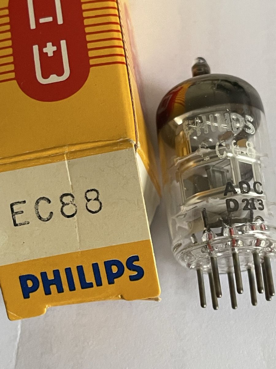Philips Elektronikbauteile: EC86 &-88 Philips  – Neu (gemäss Beschreibung) aus Oftringen von Jradioman