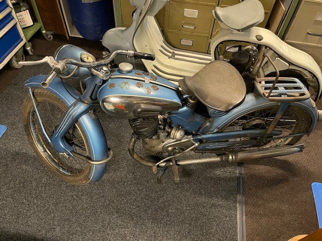 Route: Moto NSU FOX – D'occasion à Gland par Armando.Jorge01