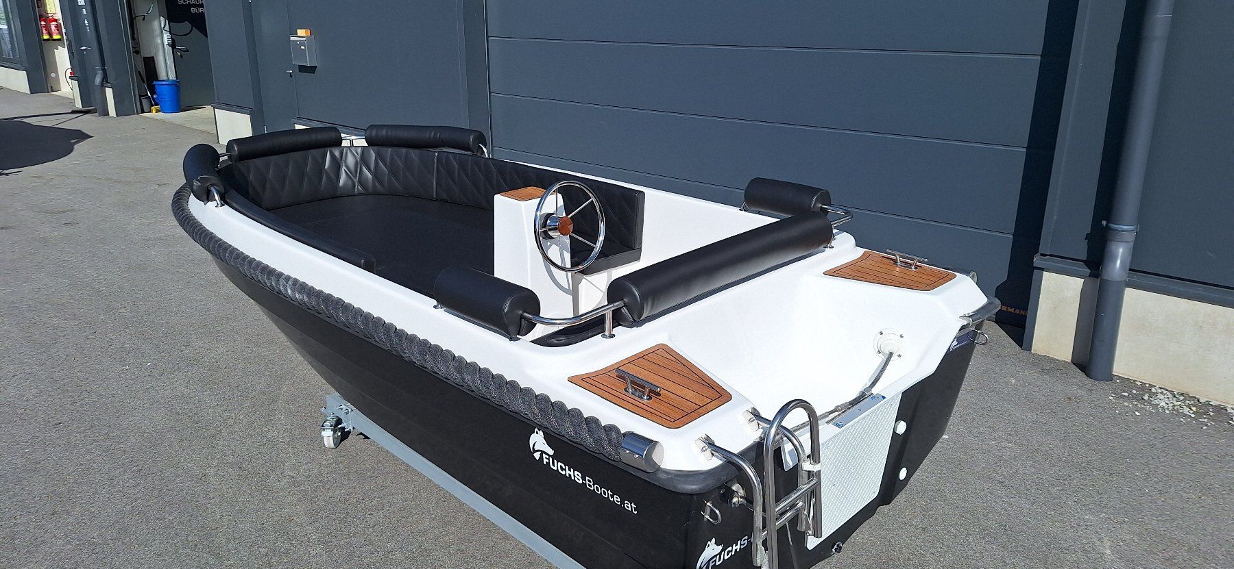 Barche: LAGERND NEU 420 Classic Boot Motorboot GFK Boot Badeboot – Nuovo e nell'imballaggio originale da Aigen Schlägl venduto da Fuchs-Boote 2