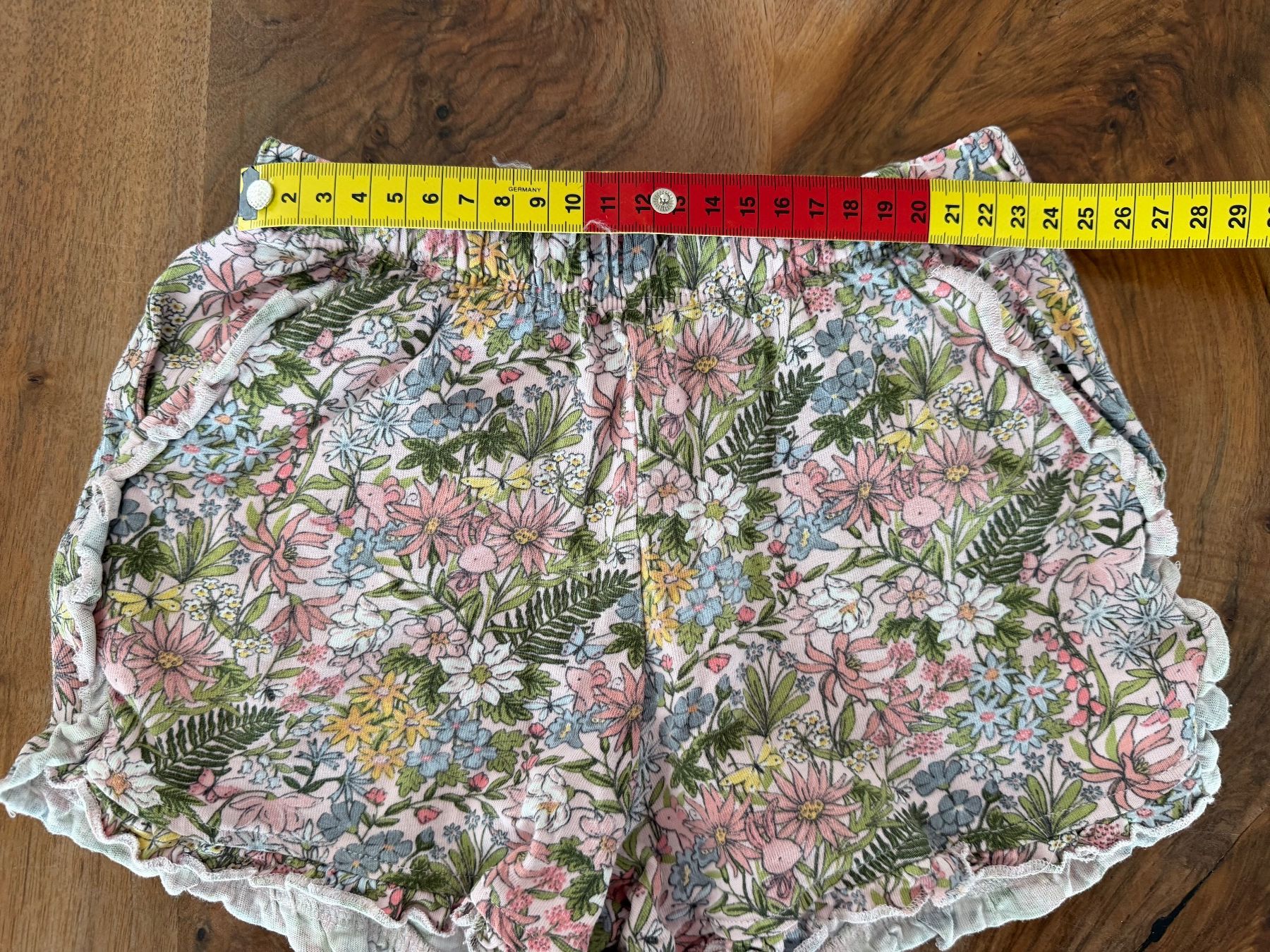 Next Pantaloni: Shorts von Next, Grösse 98 – Usato da Haslen AI venduto da s176 3