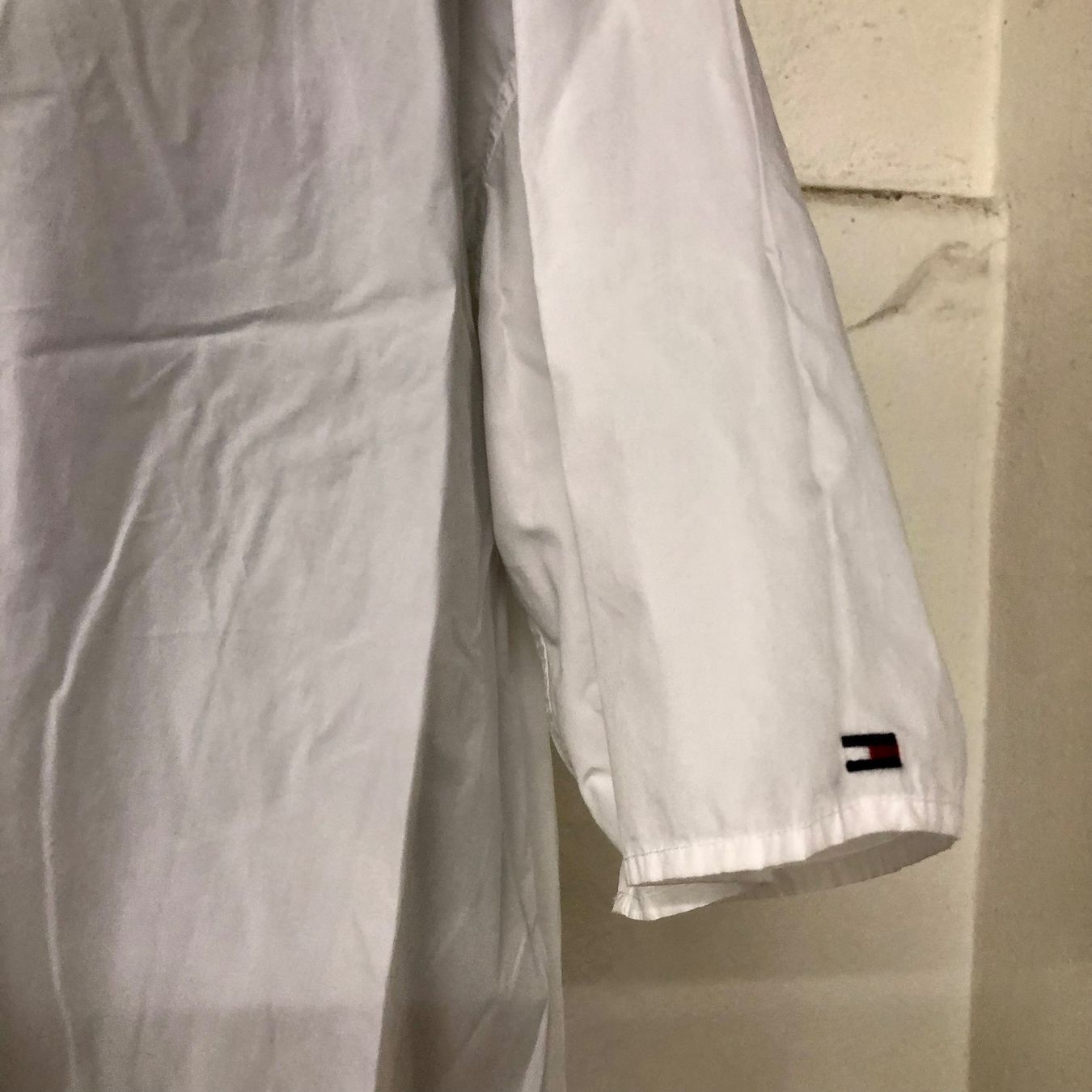 Tommy Hilfiger Camicette: Tommy Hilfiger Bluse weiss Kurzarm, Grösse 40 – Usato da Brienz BE venduto da Kokolea84 3