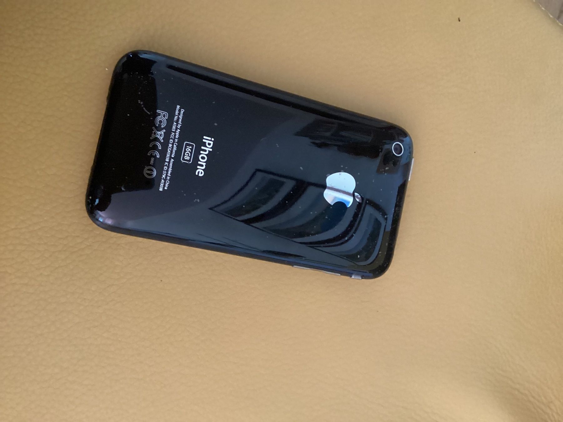 Apple Telefoni cellulari / Smartphones: 6 Apple iPhones & 3 iPads Sammlung ab iPhone 3GS bis 7 – Usato da Zürich venduto da Struktur 3