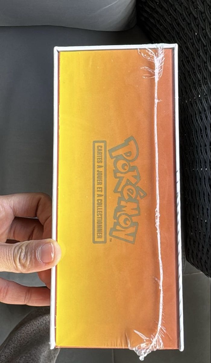 Pokémon Carte collezionabili: Boîte Pokémon Dracaufeu Premium scellée FR- – Nuovo e nell'imballaggio originale da Onex venduto da car_mz6r 2