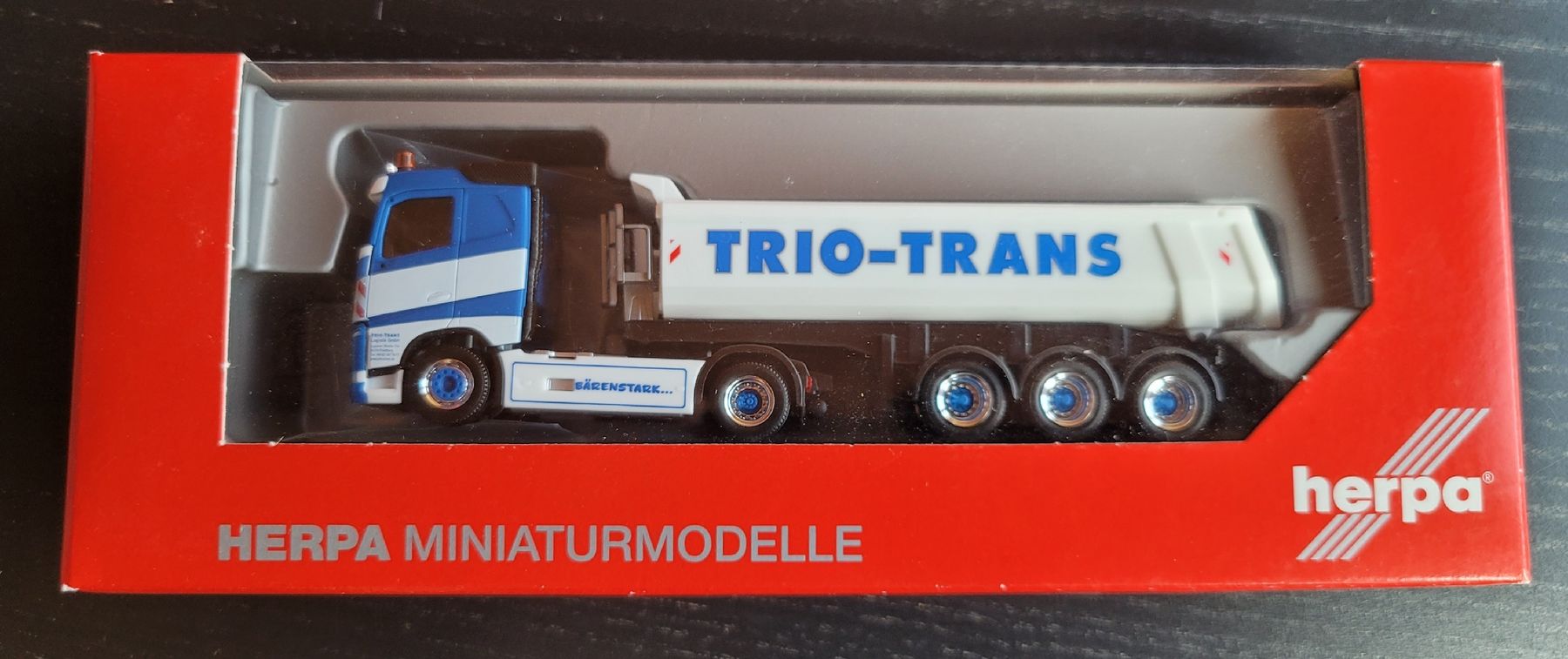 Herpa Kits de montage: Herpa LKW's 1:87 – D'occasion à Hettiswil par kuese85 3