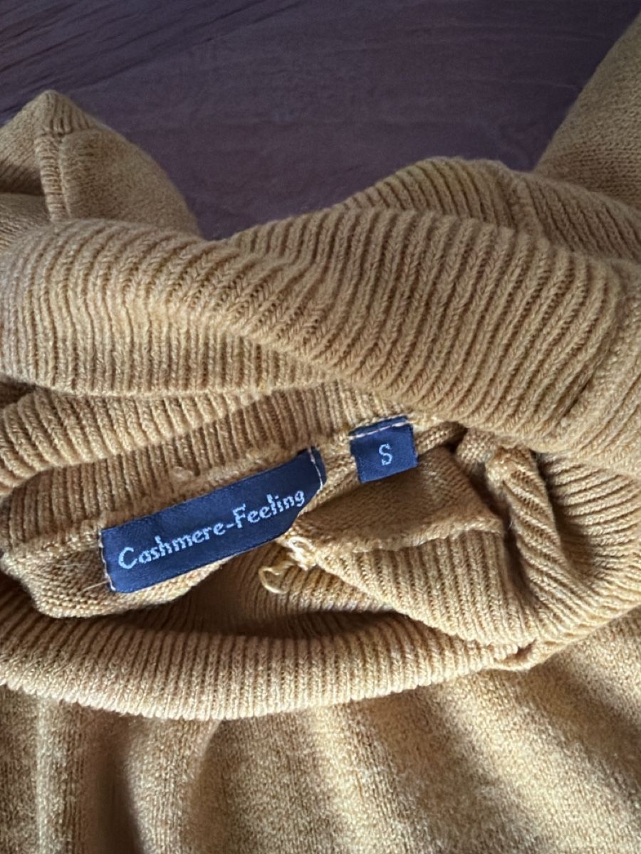 Pullover & Sweatshirts: Rollkragenpullover Cashmere-Feeling gelb Grösse S – Gebraucht aus Alpnachstad von jadireli 1