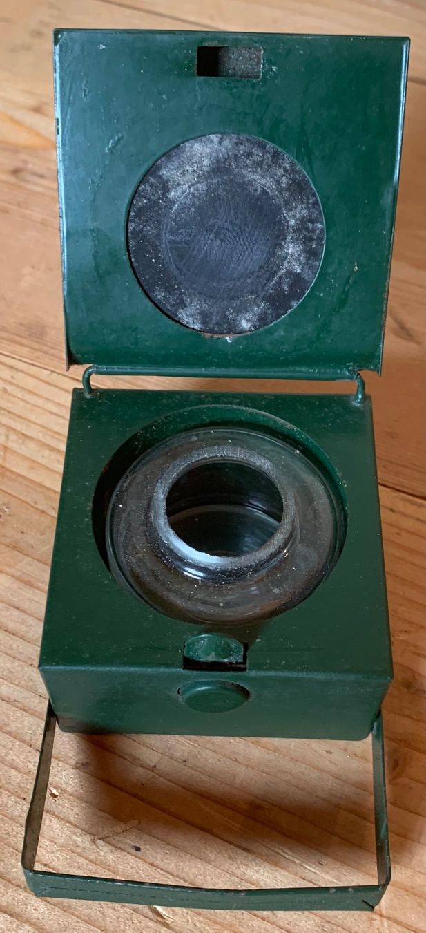 Sonstige Antiquitäten & Kunst: Feld-Tintenfass der CH Armee – Gebraucht aus Goldingen von Bergler012