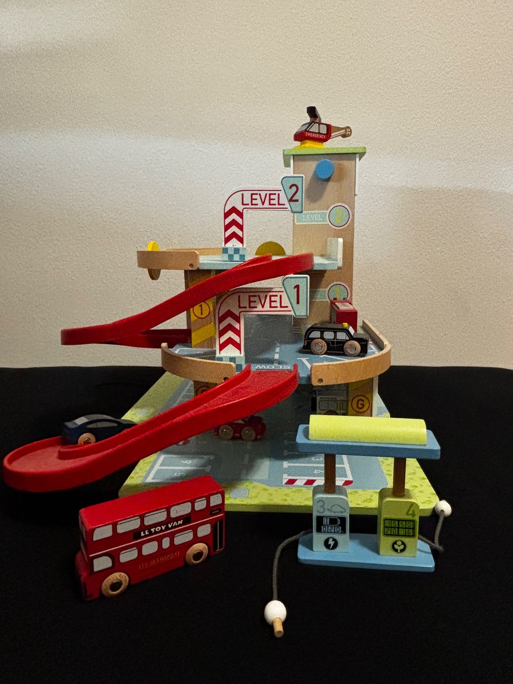 Giocattoli: Le Toy Van Garage – Usato da Schlieren venduto da nmc01 3
