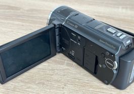 Sony Handycam HDR-CX520V