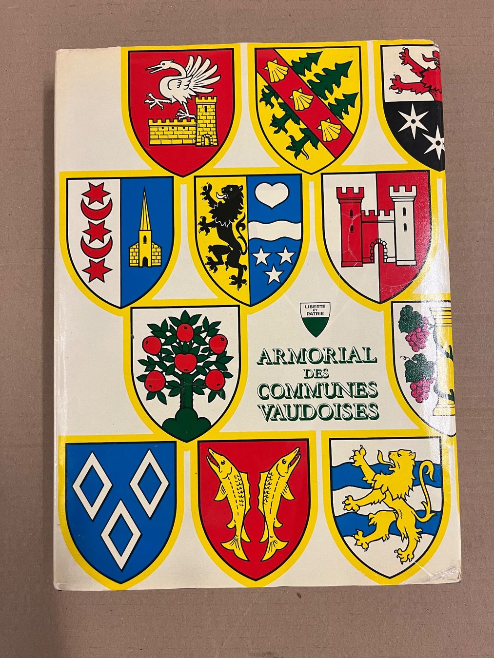 Bücher: Livre des armorial des communes vaudoise – Gebraucht aus lausanne von esploras