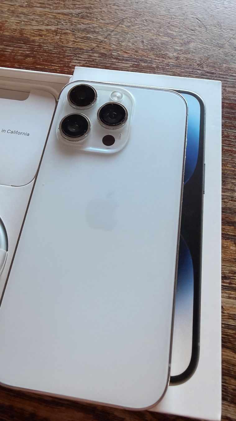Apple Handys / Smartphones: iPhone 14 pro, 256 GB, silber inkl. OVP – Gebraucht aus Feuerthalen von ljosy 1