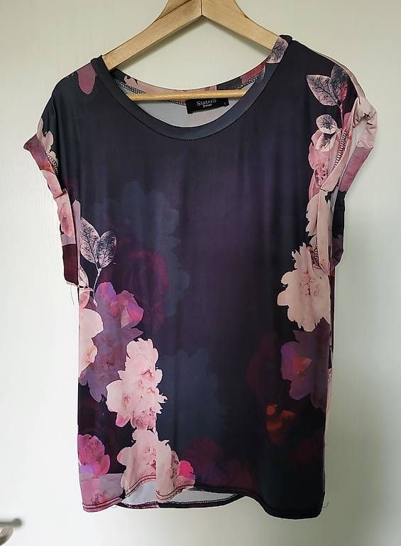 Lotti di vestiti: 3 Shirts – Usato da Lohn SH venduto da Svalmi 1