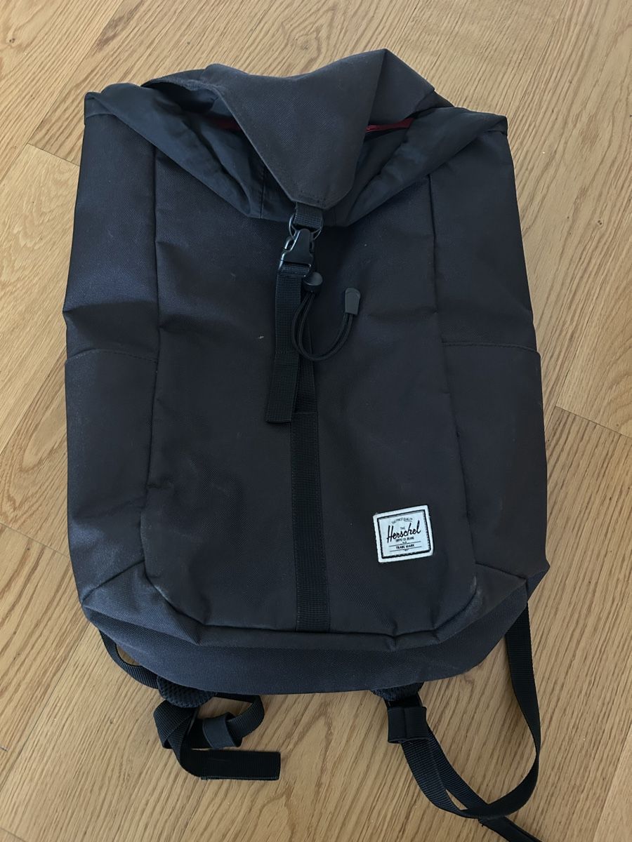 Herschel Sacs à dos: Original Herschel Rucksack – D'occasion à Glattpark(Opfikon) par debora.c.r.