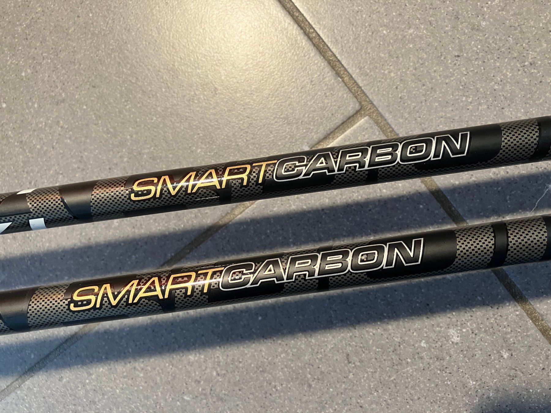 Leki Bastoncini da trekking: Leki Walkingstöcke Smart Carbon Series 16 Trigger Shark 105 – Nuovo (secondo la descrizione) da Winznau venduto da gugi2009 3