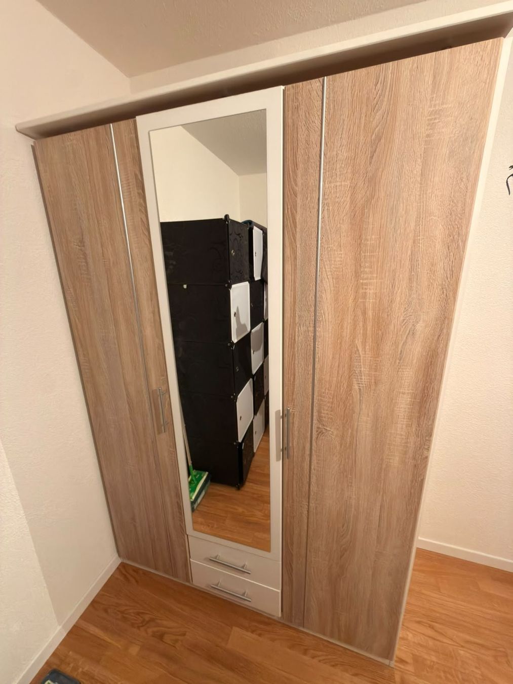 Schränke: Kleiderschrank – Gebraucht aus Schaffhausen von Oesi_Privat_Account