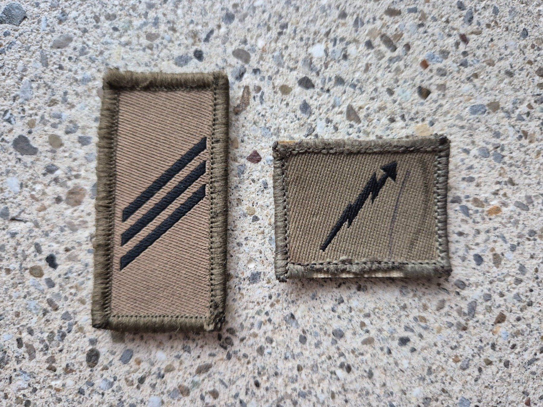 Schweizer Armee Placchette & Badge: *** Abzeichen Set mit klett Obergefreiter *** – Usato da Riedholz venduto da fr_sIruP