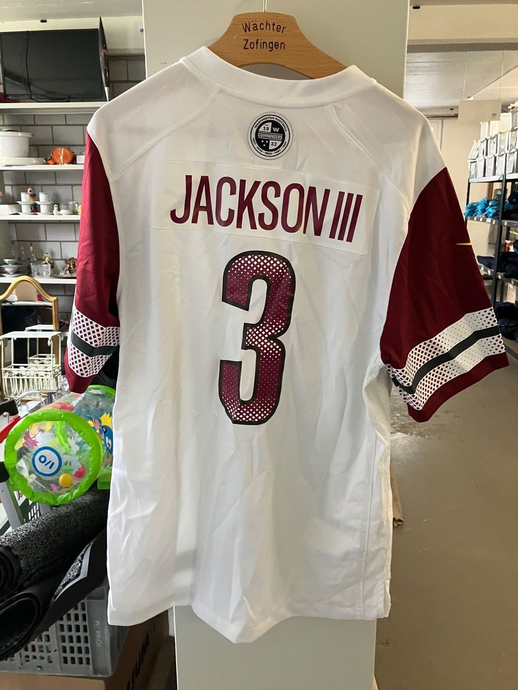 Canottiere & Pantaloni: NFL Trikot Washington Commanders Jackson III – Nuovo (secondo la descrizione) da Aarburg venduto da Wendepunkt_Fundgrube 3