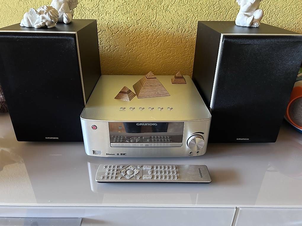 Systèmes audio & multimédias: Mini HiFi System  – D'occasion à Thörishaus par Wimima