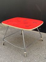 Rarität: Vintage Kindertisch 50er Jahre - Rolltisch rot
