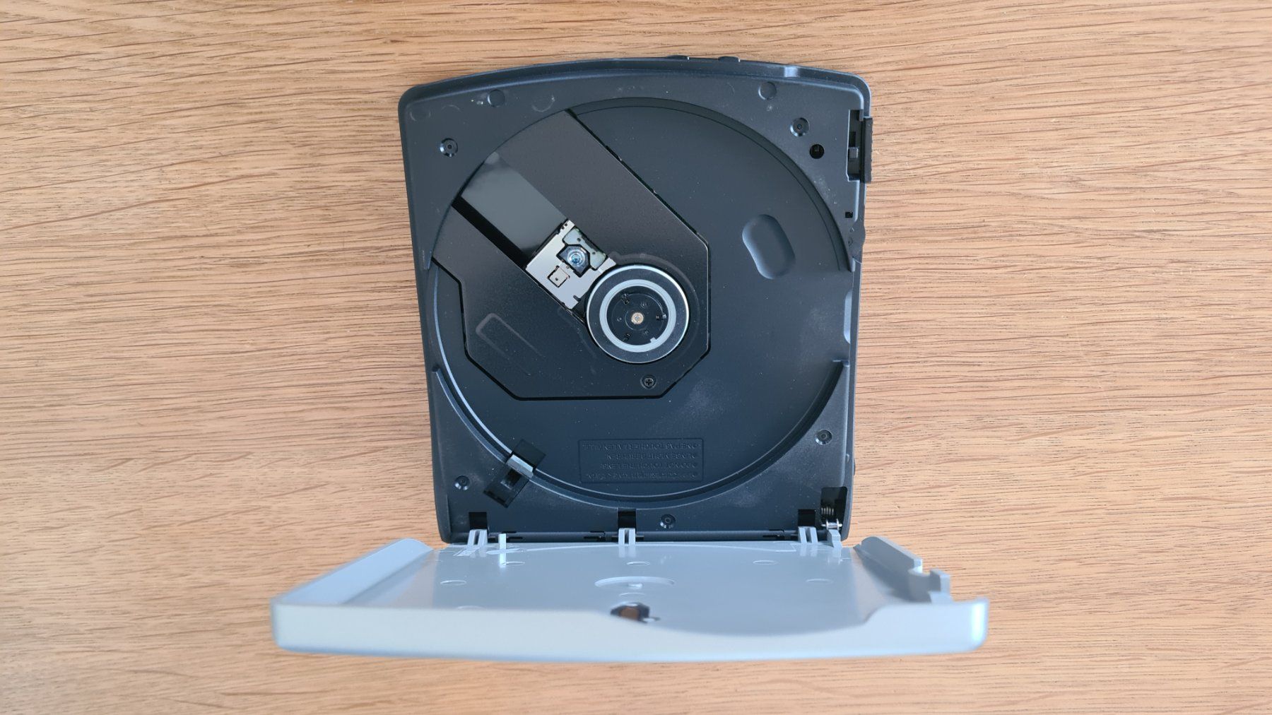 Teac Lettore multimediale & Streamer: TEAC CD-210PU compact disc USB CD-Laufwerk – Usato da Winterthur venduto da stufaphi 3