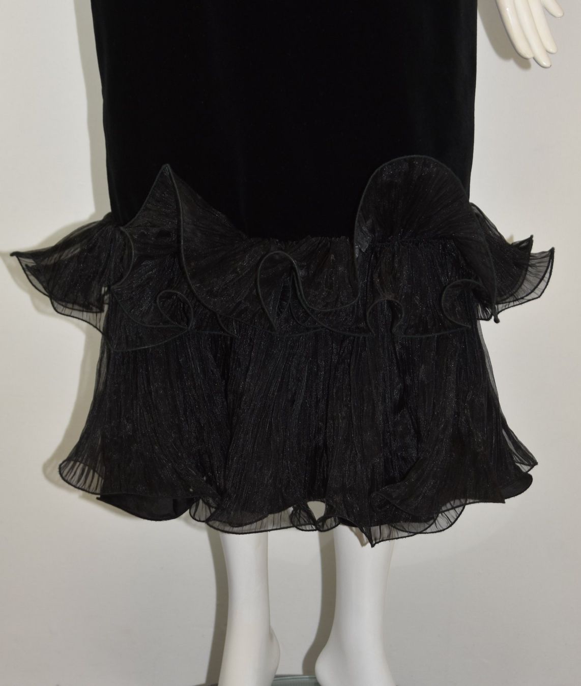 Kostüme: Fasnachtskostüm/Halloween/Tema Party/ Basteln/schwarz/Gr.42 – Gebraucht aus Wohlenschwil von ABC-Vintage 8