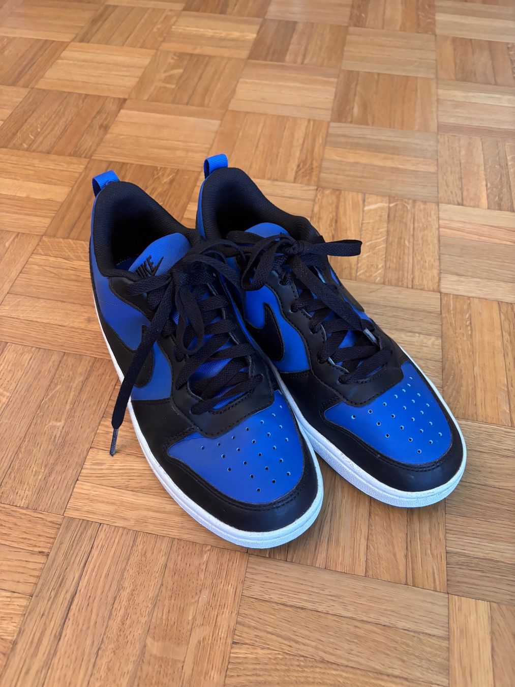 Nike Scarpe per ragazzi: Sneakers Nike, 38.5 – Usato da Luzern venduto da naome