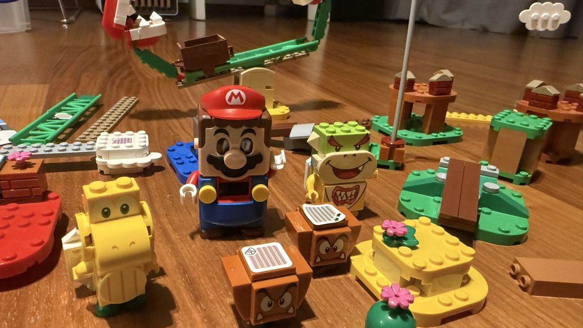 Lego Giocattoli: LEGO Super Mario kits – Nuovo (secondo la descrizione) da Bottmingen venduto da Vageek