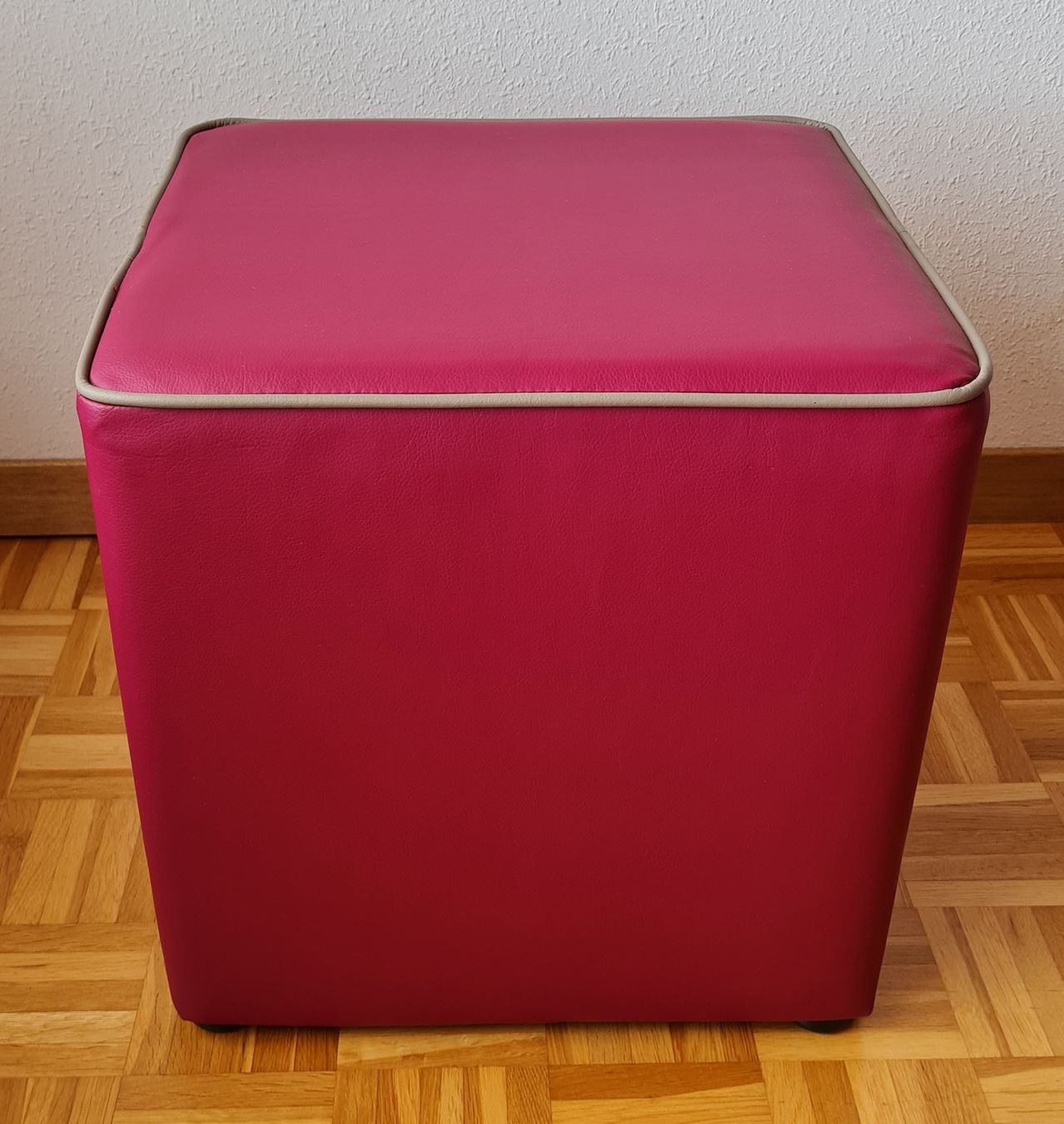 Hocker: Hocker Kunstleder Neu – Neu (gemäss Beschreibung) aus Maur von Tashi010