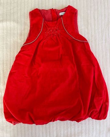 Neues Baby kleid