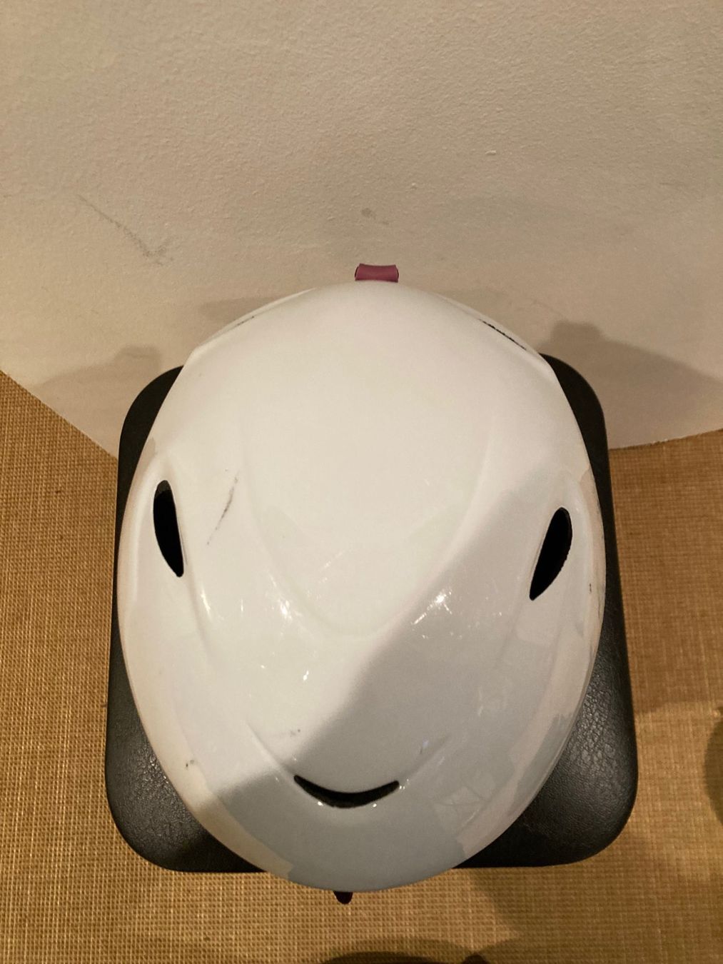 Caschi: KTec Kinder-Skihelm weiss – Usato da Luzern venduto da benew 2
