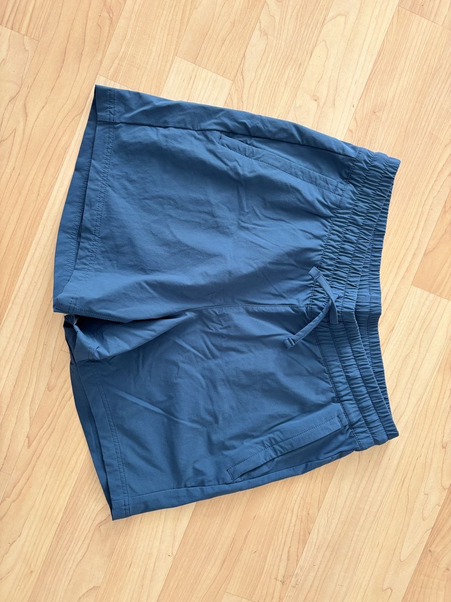 Odlo Hosen: Odlo Danen Shorts Gr. 36 – Neu (gemäss Beschreibung) aus Rotkreuz von Bonito77