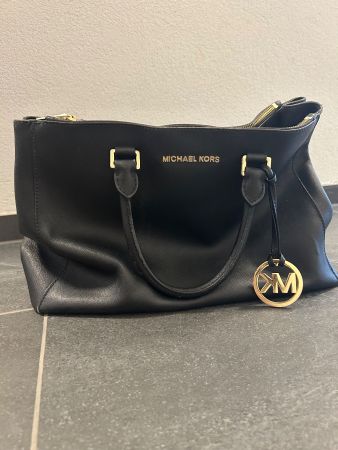 Sac Mickael Kors noir utilisé