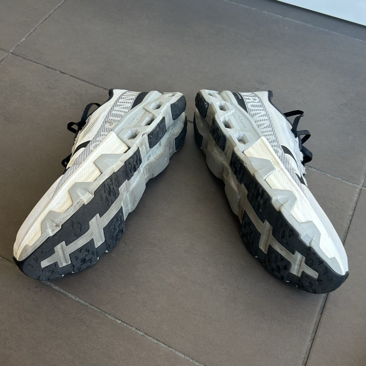 On Herrenschuhe: Cloudmonster Hyper EU44 – Gebraucht aus Bottmingen von a_kings 3