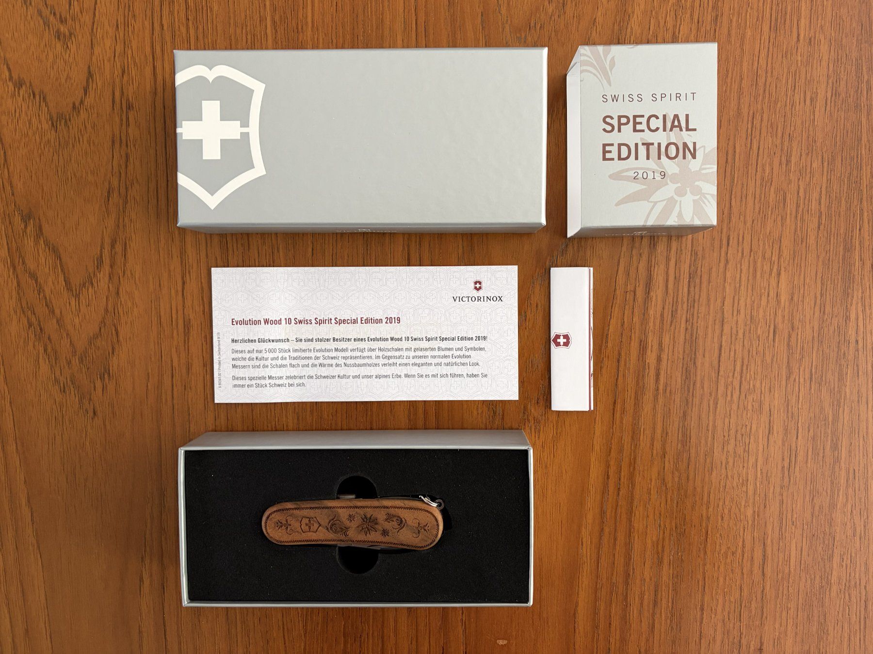 Victorinox Taschenmesser: Victorinox Evolution Wood 10 – Neu und originalverpackt aus Niederdorf von Daddy07 2