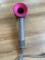 Haartrockner Dyson Supersonic grau pink gebraucht