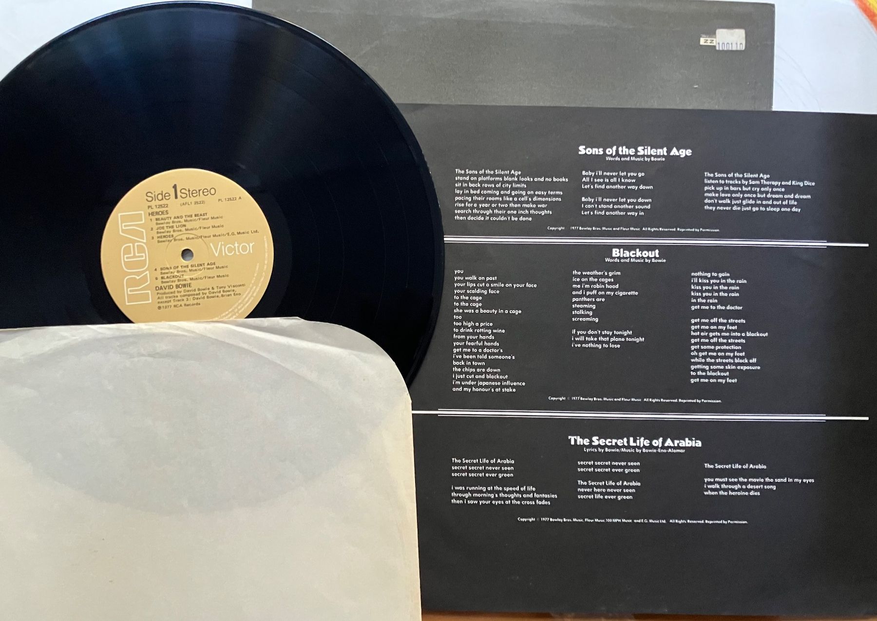 Schallplatten: David Bowie "Heroes" LP UK Original mit Textblatt – Gebraucht aus Basel von Gholb 2