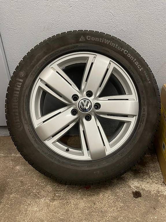 Pneus & Roues: VW Amarok Winterräder-Komplettsatz – D'occasion à Mellingen par reussgarage 1