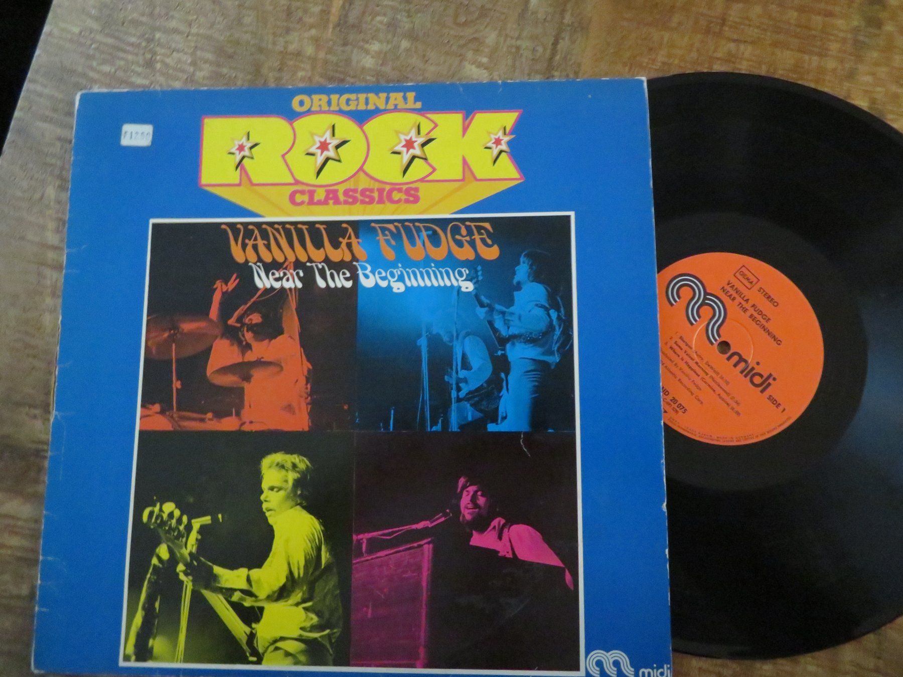 Dischi in vinile: VANILLA FUDGE NEAR THE BEGINNING – Nuovo (secondo la descrizione) da Zürich venduto da max_cp5f