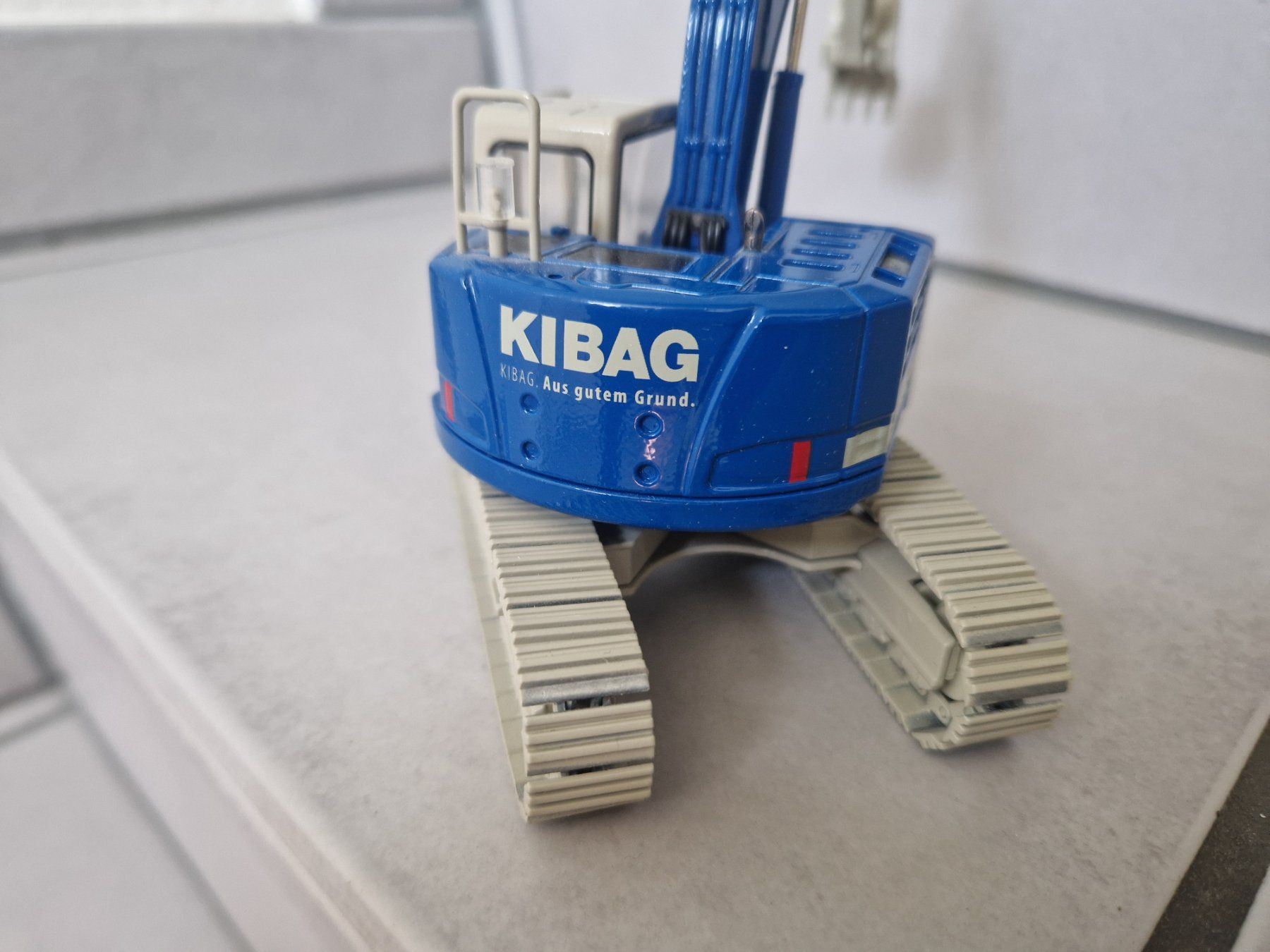 Conrad Kit di modellismo & Modellini statici: Kibag Bagger Modell guter Zustand – Usato da Oberuzwil venduto da volvo220 2