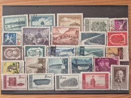 China Briefmarken auf STeckkarte CH2 Zustand gemäss Bilder