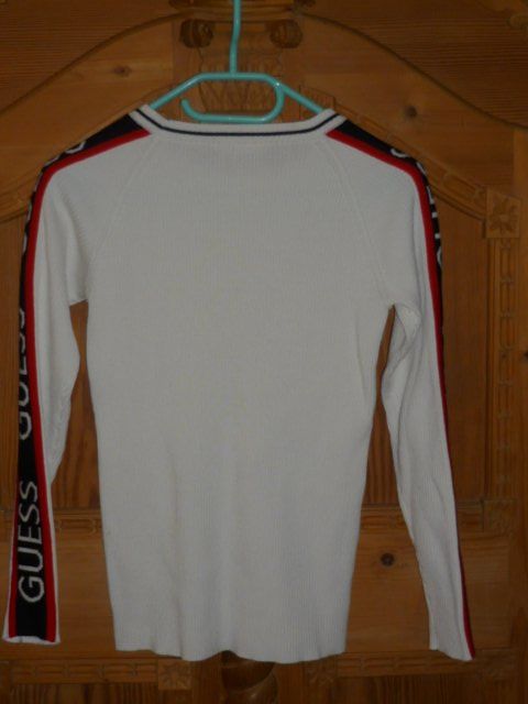 Guess Maglioni & Felpe: PULLOVER GUESS BRUSTUM. 90 CM. CA. – Usato da St.Gallen venduto da Anso 2