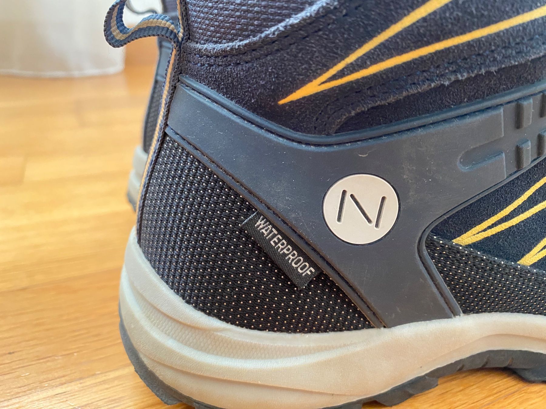 46 Nord Chaussures garçon: Wanderschuhe, Gr. 37, 46 Nord, Neuwertig! – D'occasion à Fislisbach par marsmama 4
