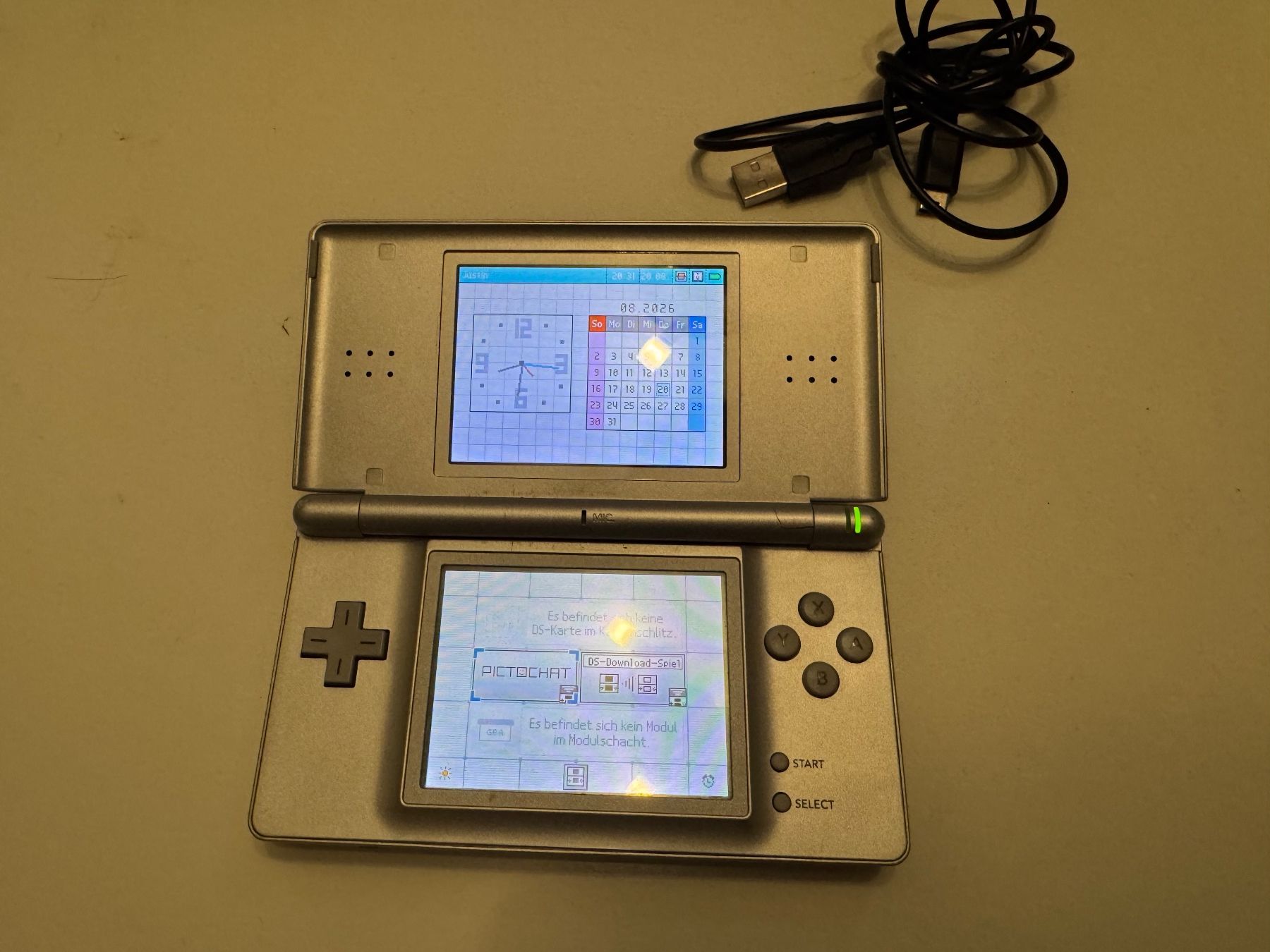 Nintendo Console: Nintendo DS lite Konsole Silber mit Ladekabel – Usato da Burgdorf venduto da Caradhras