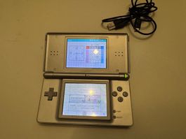 Nintendo DS lite Konsole Silber mit Ladekabel