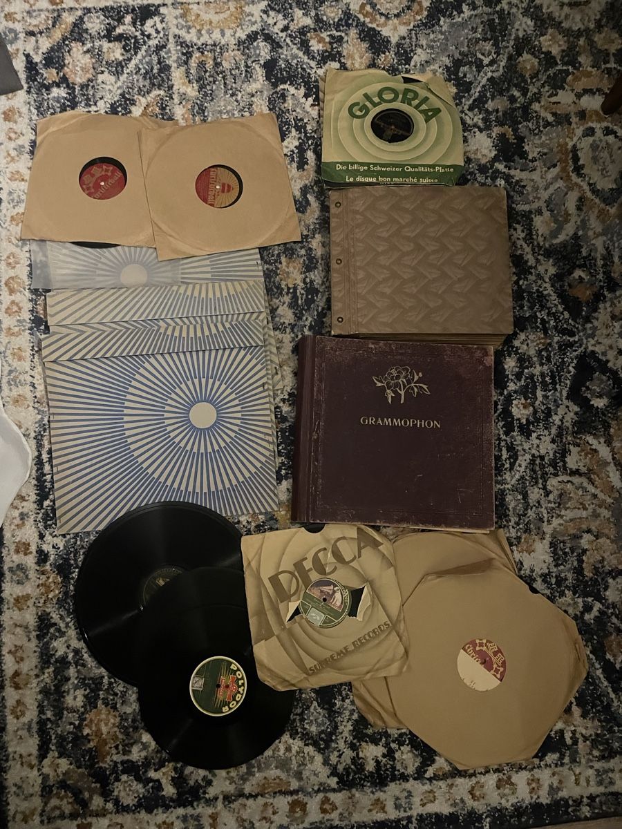 Vinyles: Ab 5.- !! 44 Stk. Konvolut Schellackplatten – D'occasion à Zürich par Campi1000