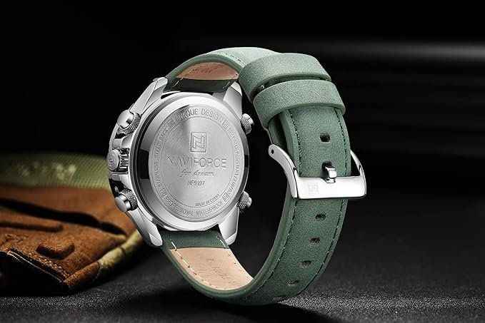 Orologi: Herren Uhr mit Lederband – Nuovo e nell'imballaggio originale da Châtelaine venduto da topshop.switzerland 8
