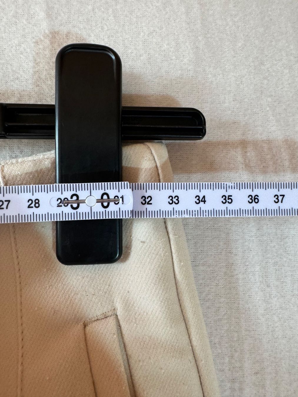 Stradivarius Pantalons: Cremefarbene Hose von Stradivarius Gr. 36 – D'occasion à Grosswangen par SALE_SALE_SALE 2