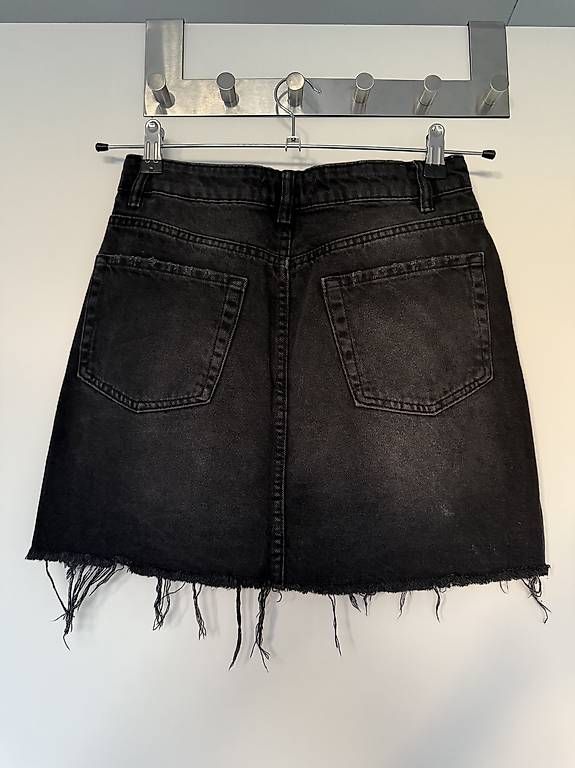Gonne: Jeansrock - Größe 36 – Usato da Zürich venduto da YanaZam 1