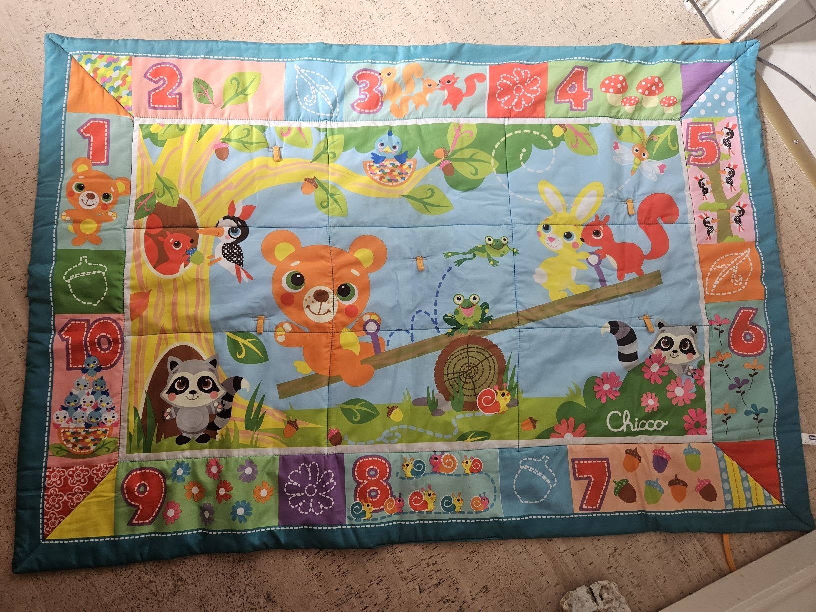 Spielmatte: Spieldecke / Krabbeldecke mit niedlichen Tiermotiven  – Gebraucht aus Hinwil von isa_tf9f