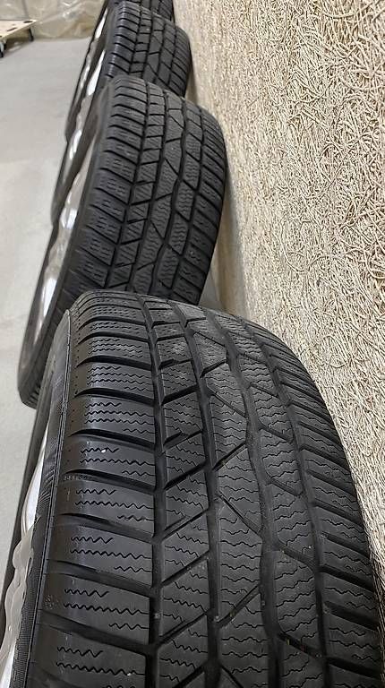 Pneus & Kompletträder: 205/55/R16 Continental ContiWinterContact TS830P – Gebraucht aus Zürich von Alex6 4