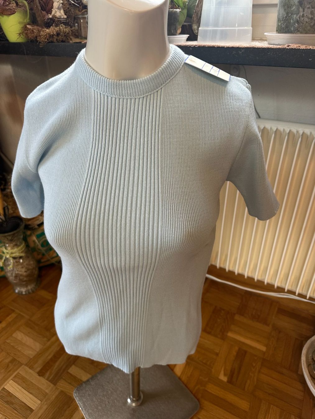Maglioni & Felpe: Pullover – Nuovo (secondo la descrizione) da Balsthal venduto da dasesaro